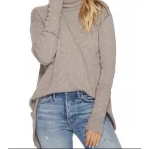 Free People We‎ The Free Split Back Turtle Neck Sweater Size XS Women’s Top